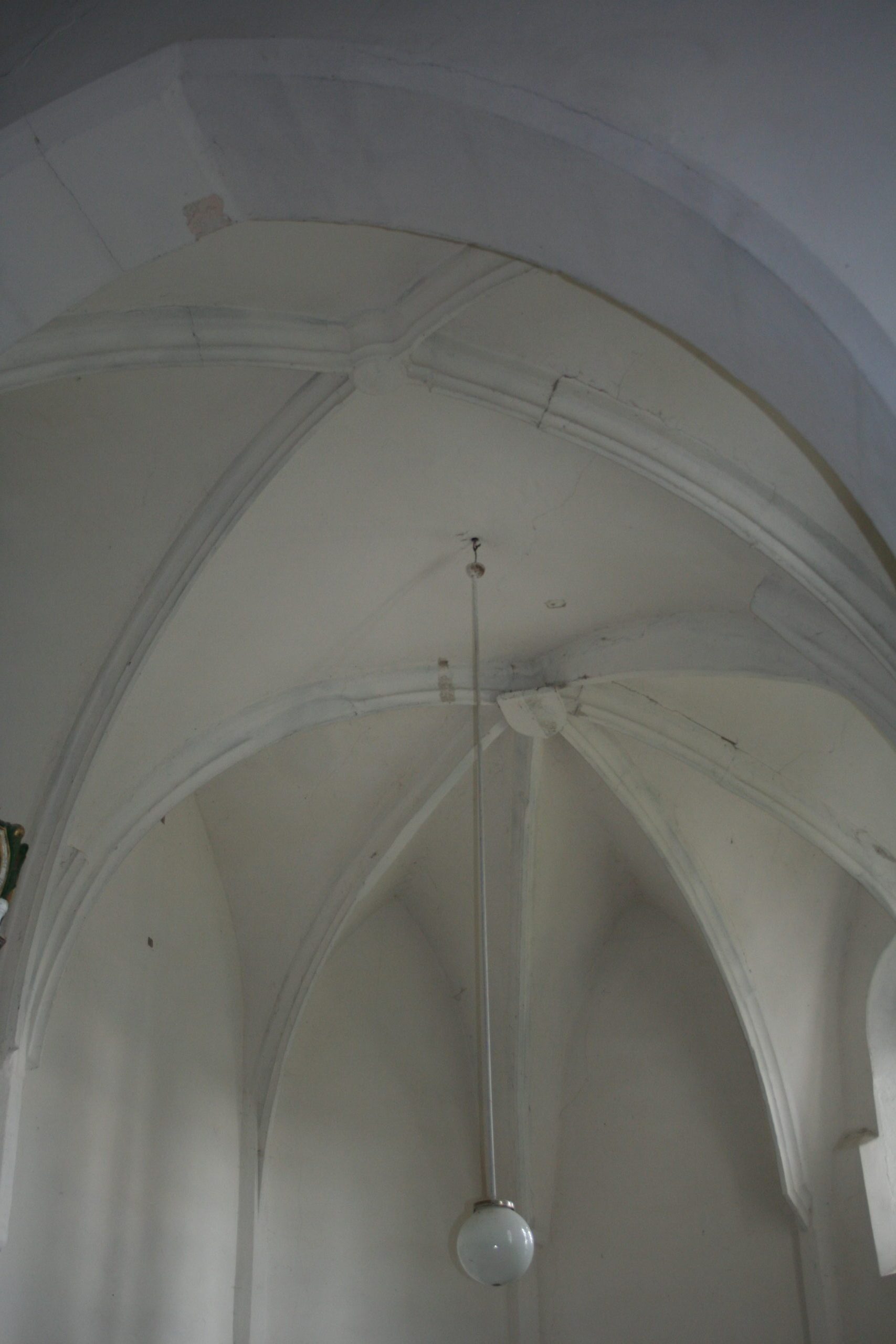 Biserica Nușeni (7)