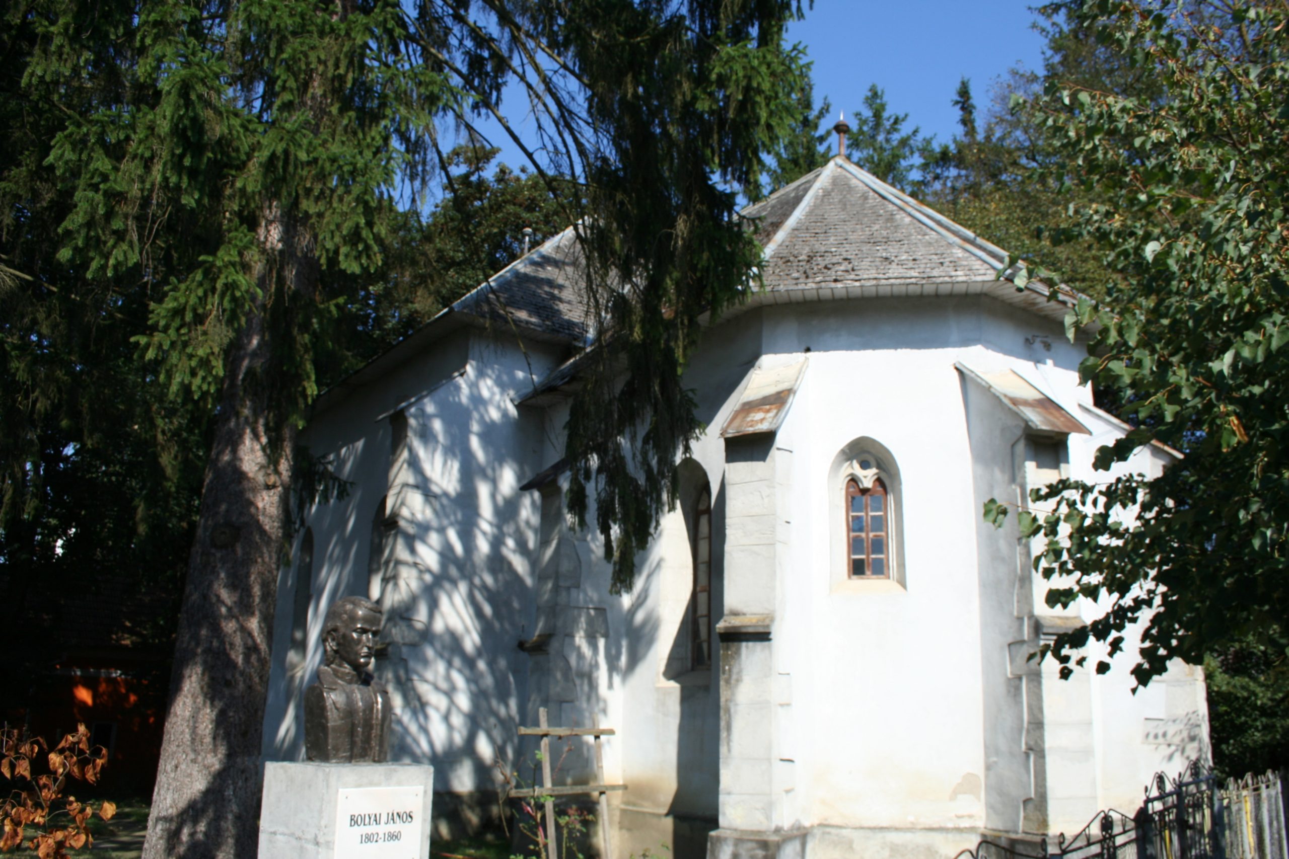 Biserica Nușeni (9)