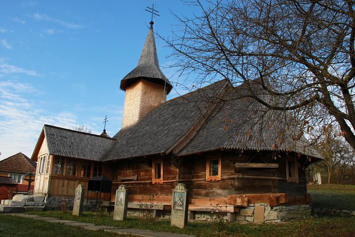 Biserica de lemn Budurleni (1)