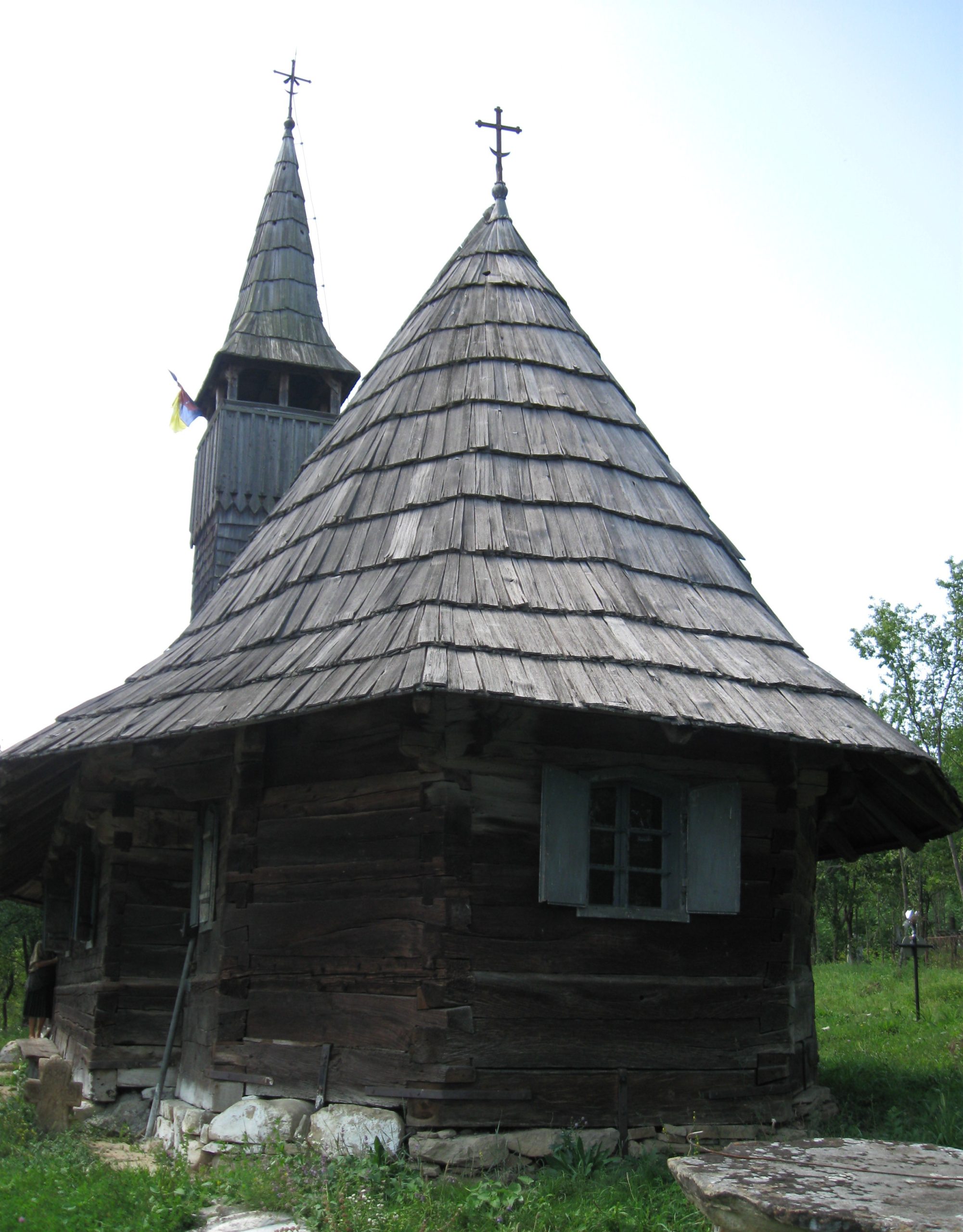 Biserica de lemn Sălcuța (2)