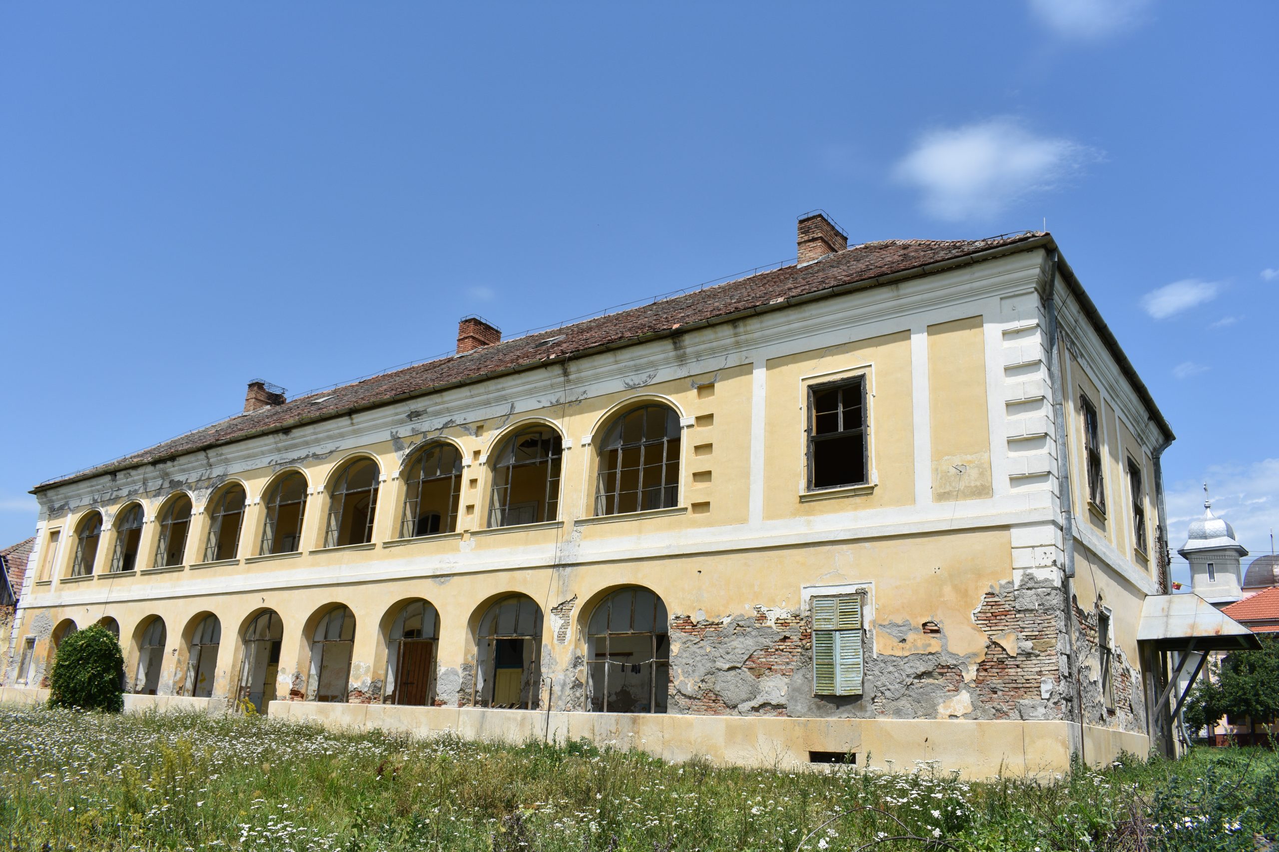 Castelul Banffy Urmeniș (1)