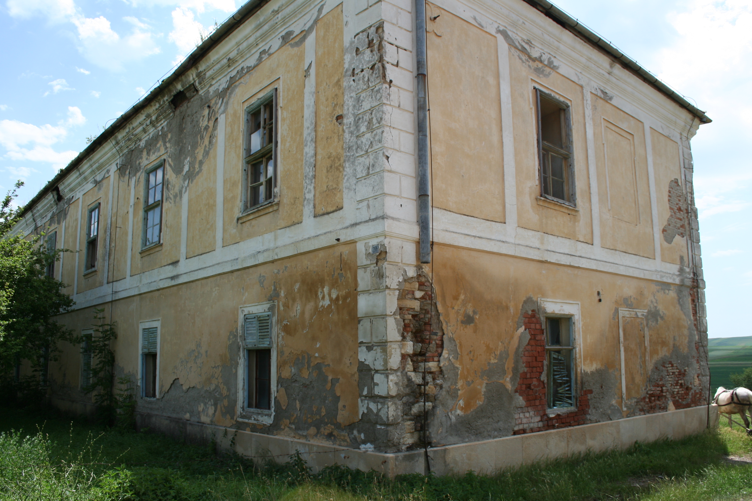 Castelul Banffy Urmeniș (3)